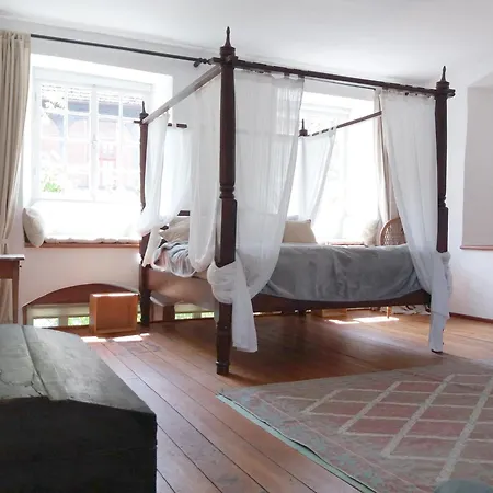 Historischer Adelshof Am Marktplatz, Atelier 70 M² Lejlighed *