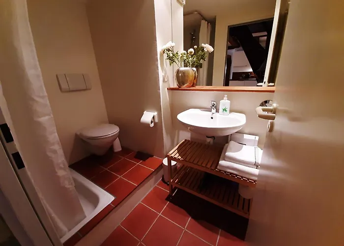 Historischer Adelshof Am Marktplatz, Atelier 70 M² * Weinheim