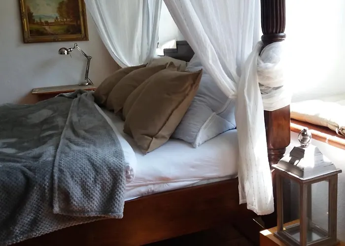 Historischer Adelshof Am Marktplatz, Atelier 70 M² Weinheim